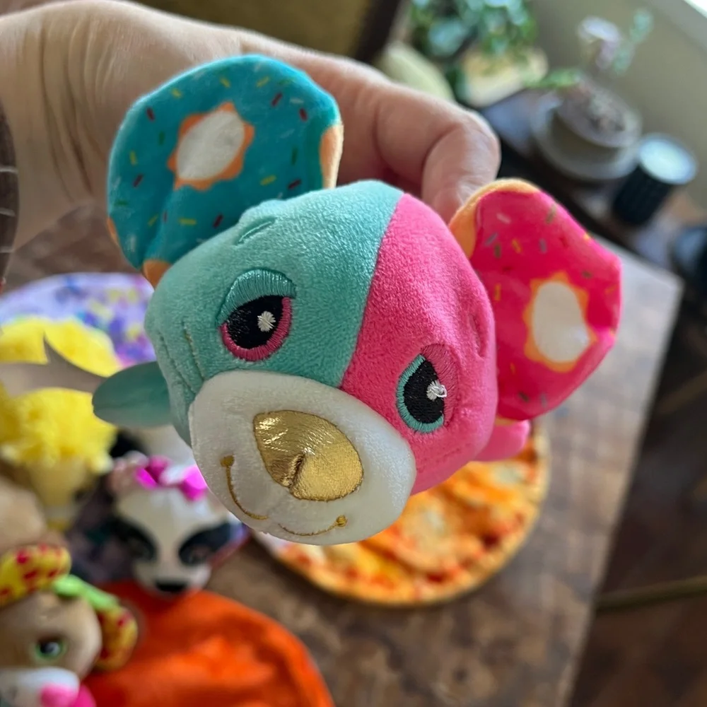 *Cutetitos Colorful Plush Animal Set 11 Pc. Lot - Picture 11 of 16